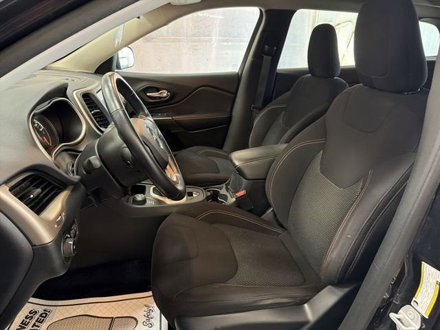 2016 Jeep Cherokee 75th Anniversary
