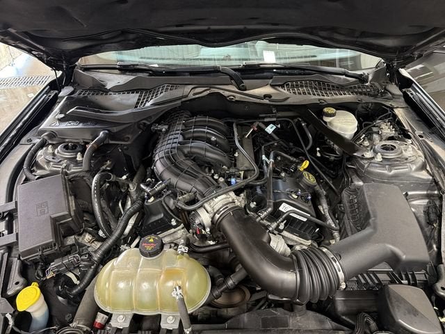 2015 Ford Mustang V6