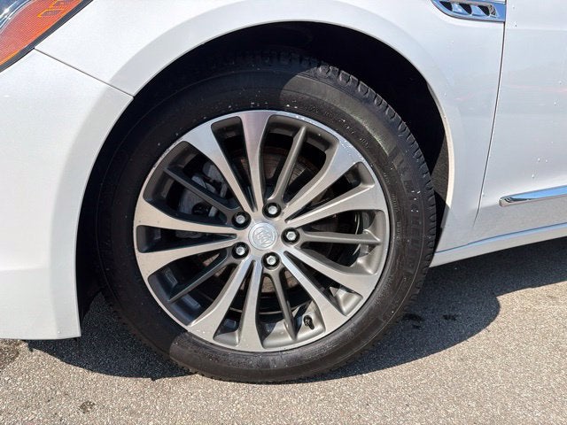 2017 Buick LaCrosse Essence