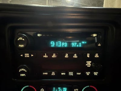 2004 Chevrolet Silverado 1500 LS