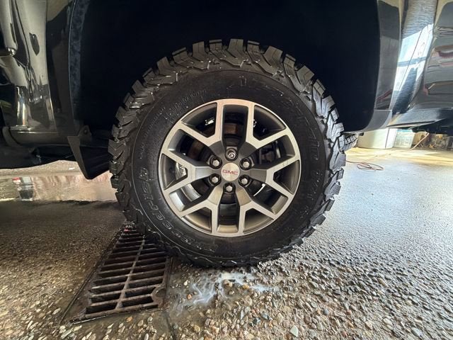 2021 GMC Canyon AT4 - Leather