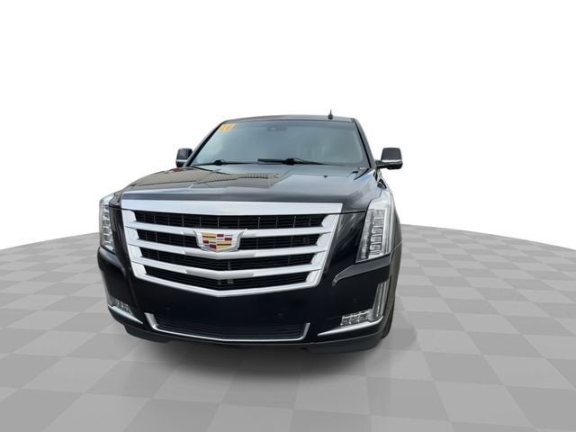 2016 Cadillac Escalade Luxury Collection