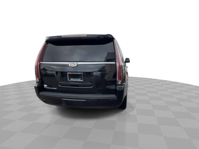 2016 Cadillac Escalade Luxury Collection