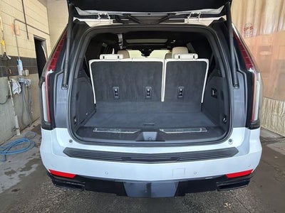 2022 Cadillac Escalade Sport