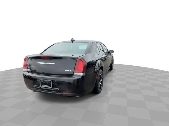 2018 Chrysler 300 300S AWD
