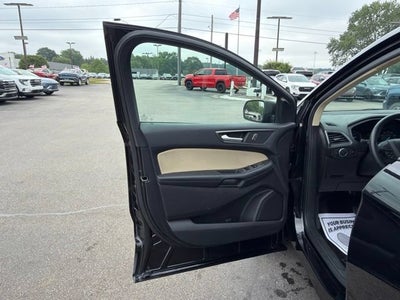 2019 Ford Edge SE