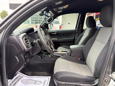 2022 Toyota Tacoma 4WD SR