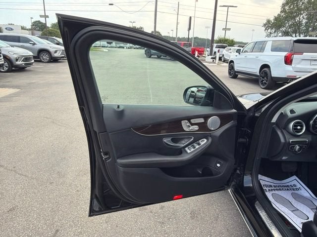 2016 Mercedes-Benz C 300 4MATIC®