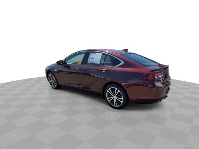 2018 Buick Regal Sportback Essence