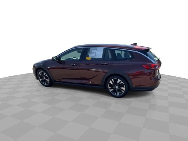 2019 Buick Regal TourX Essence