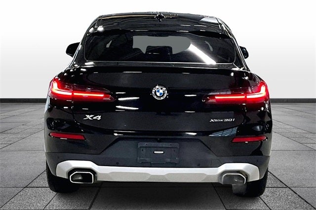 2023 BMW X4 xDrive30i