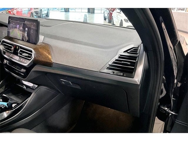 2023 BMW X4 xDrive30i