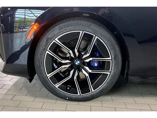 2025 BMW 7 Series 760i xDrive M Sport Professional