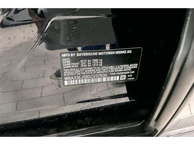 2025 BMW 7 Series 760i xDrive M Sport Professional