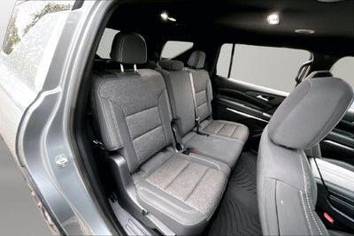 2024 Chevrolet Traverse LS