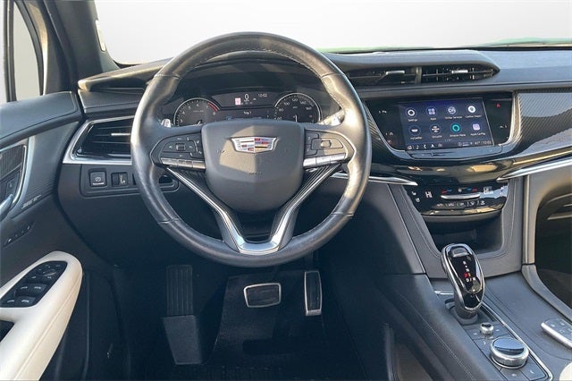 2022 Cadillac XT6 Sport