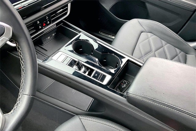 2025 Volkswagen Atlas Cross Sport 2.0T SE w/Technology