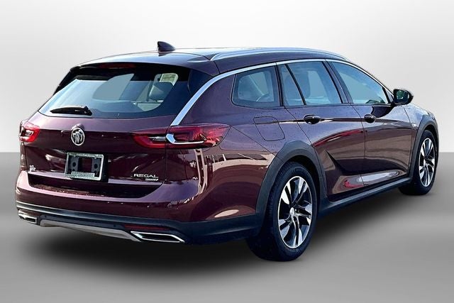 2019 Buick Regal TourX Essence