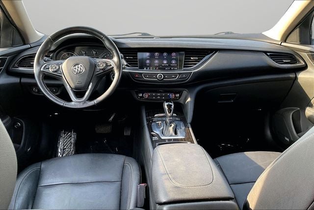 2019 Buick Regal TourX Essence