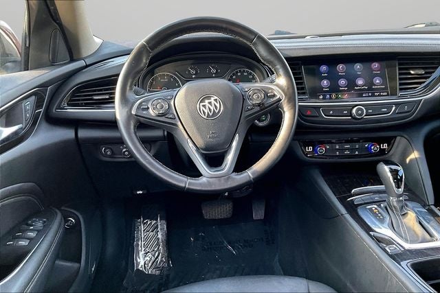 2019 Buick Regal TourX Essence