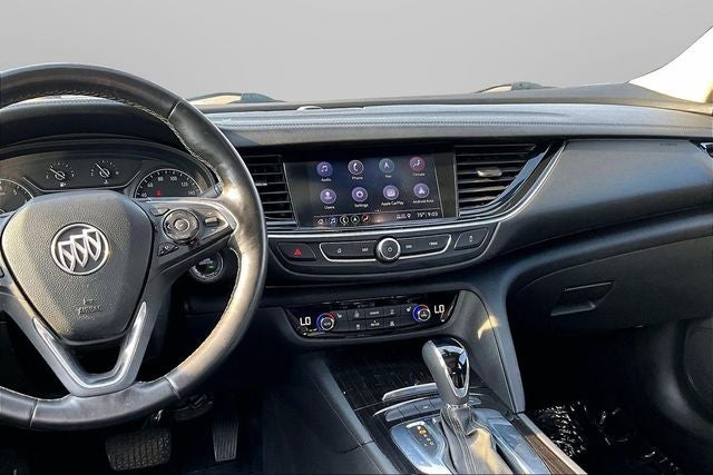 2019 Buick Regal TourX Essence