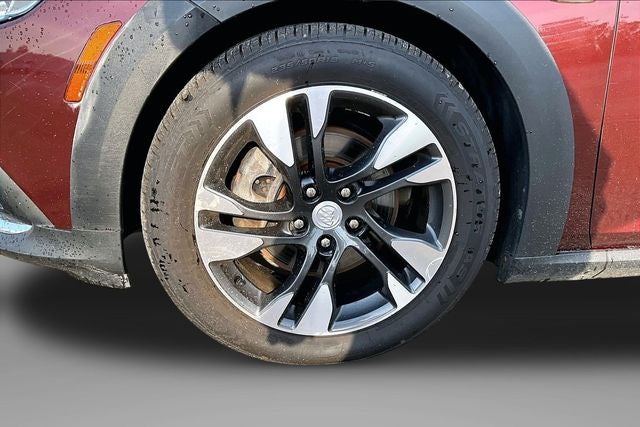 2019 Buick Regal TourX Essence