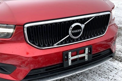 2021 Volvo XC40 Momentum