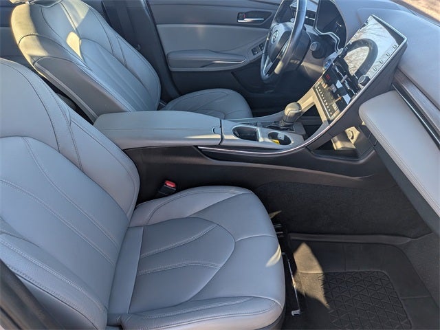 2019 Toyota AVALON HYBRID XLE Plus