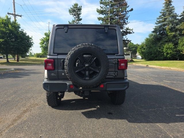 2020 Jeep Wrangler Unlimited Sahara Altitude