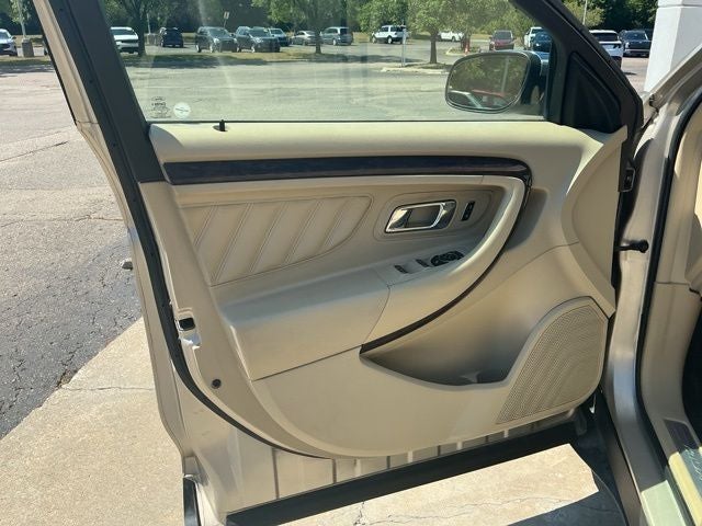 2018 Ford Taurus Limited