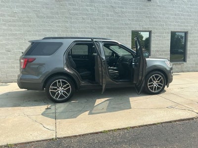 2017 Ford Explorer Sport