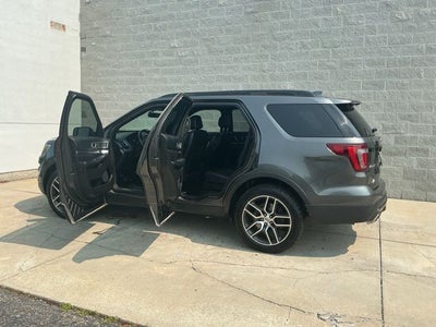 2017 Ford Explorer Sport