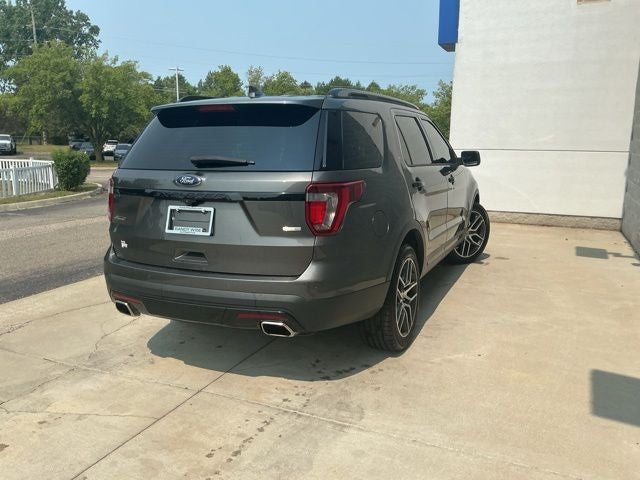 2017 Ford Explorer Sport