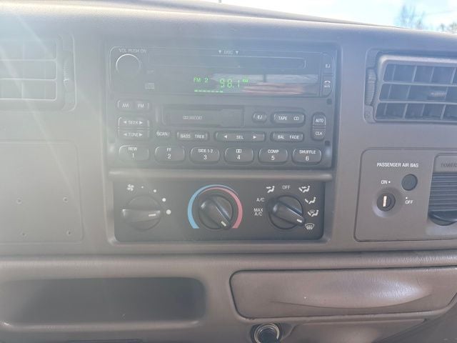 2001 Ford F-250SD Lariat