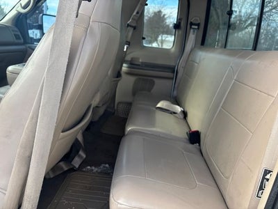 2001 Ford F-250SD Lariat