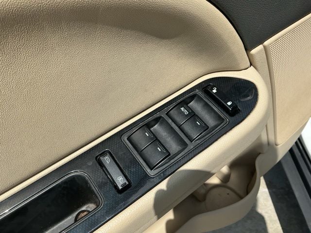 2008 Mercury Sable Base