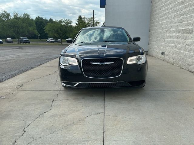 2017 Chrysler 300 Limited