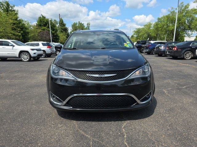2017 Chrysler Pacifica Touring L