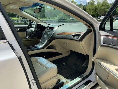 2014 Lincoln MKZ Base