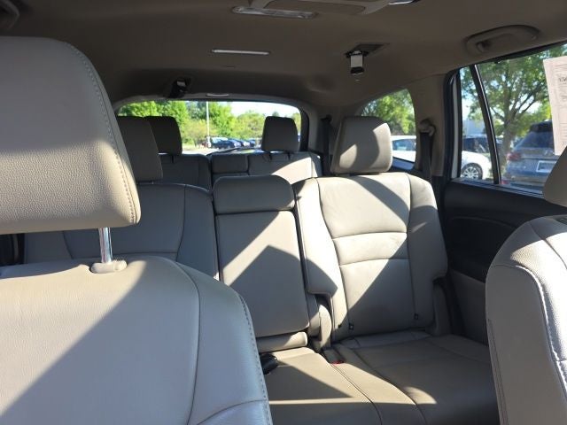2019 Honda Pilot EX-L w/Navigation and Rear Entertainment System