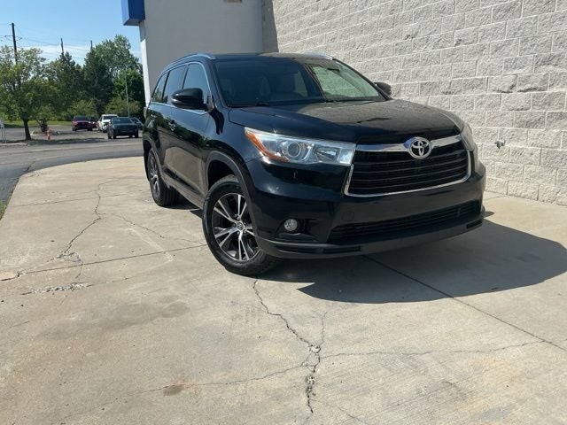 2016 Toyota Highlander XLE V6