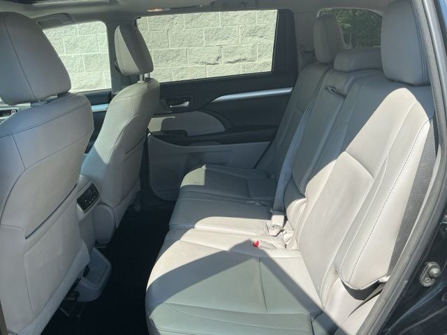 2016 Toyota Highlander XLE V6