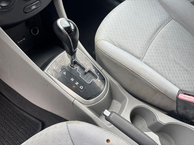 2012 Hyundai Accent SE