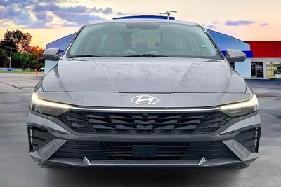 2024 Hyundai Elantra Limited