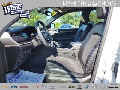 2023 Jeep Grand Cherokee Altitude X