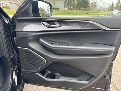 2022 Jeep Grand Cherokee L Altitude