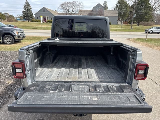 2021 Jeep Gladiator Willys