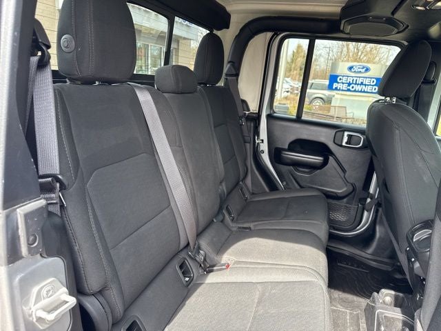 2021 Jeep Gladiator Willys