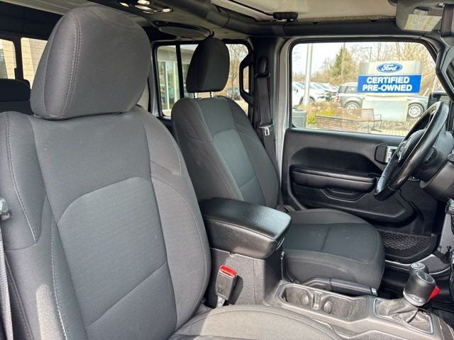 2021 Jeep Gladiator Willys