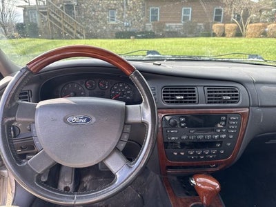 2005 Ford Taurus SEL
